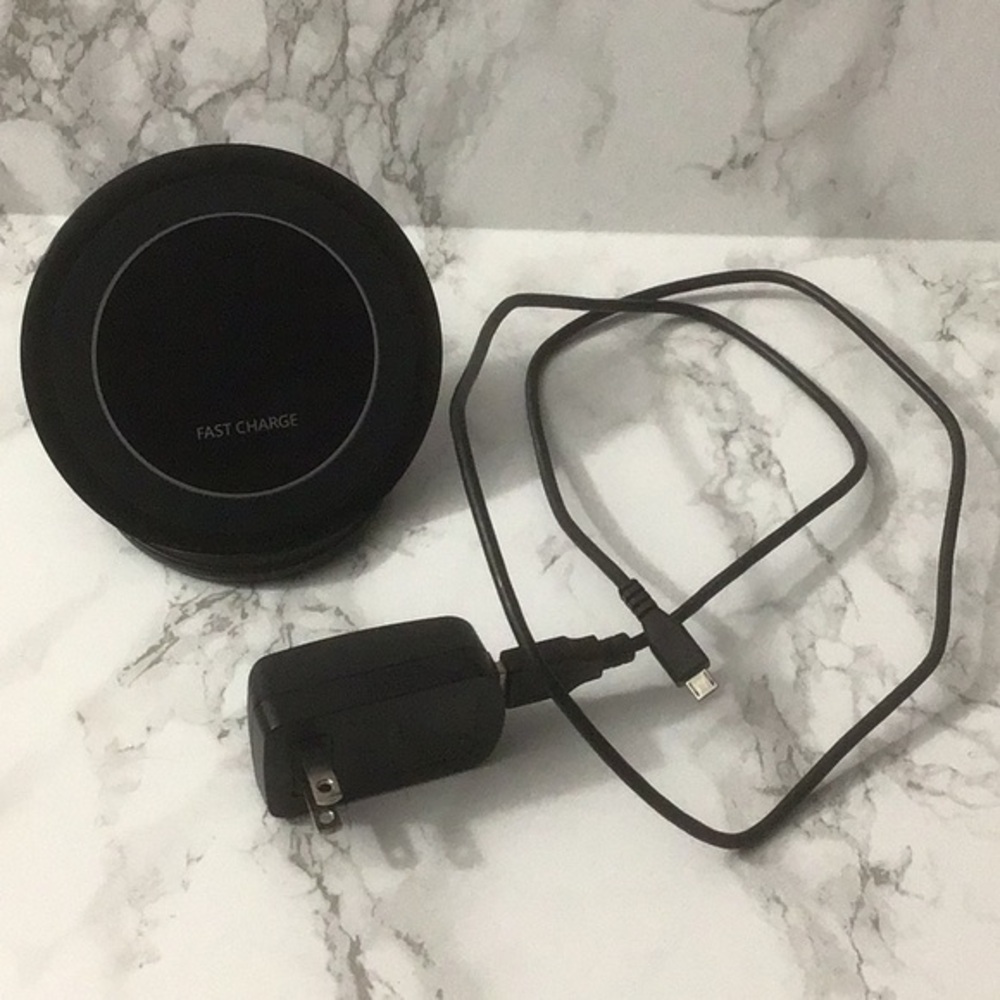 Used Wireless Fast Charger for Android Excellent